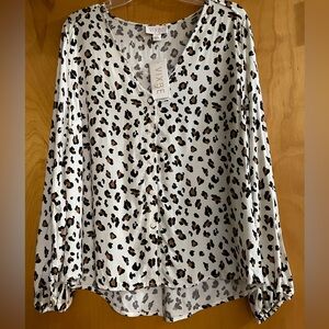 VIXBE Catalen V Neck Top Size Medium NWT